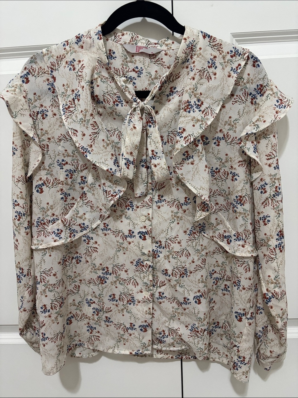 Tie-Neck Floral Ruffle Blouse